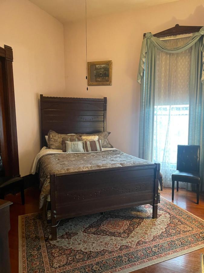 פלטקה Grand Gables Inn מראה חיצוני תמונה